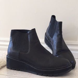 Eileen Fisher Chelsie wedge bootie